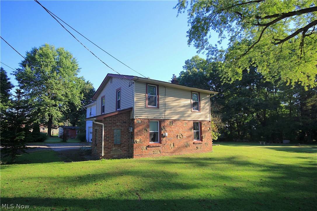 6399 Apple ST NE, Louisville, OH 44641