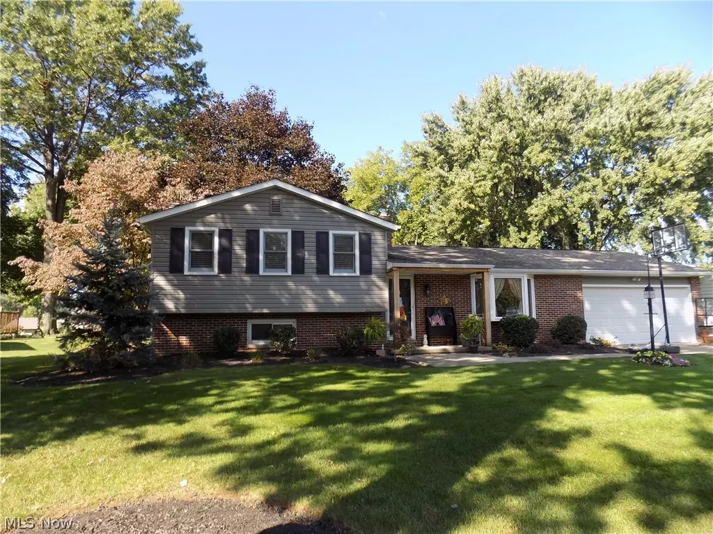 Massillon, OH 44646,5693 Hill Run CIR NW