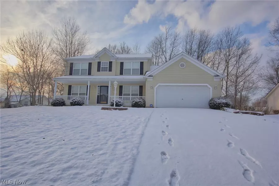 3142 Bear Hollow RD, Uniontown, OH 44685