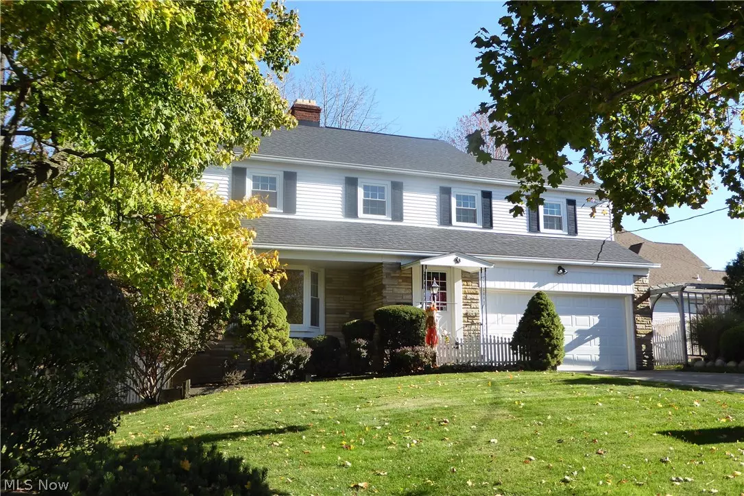 Lyndhurst, OH 44124,1443 Clearview RD