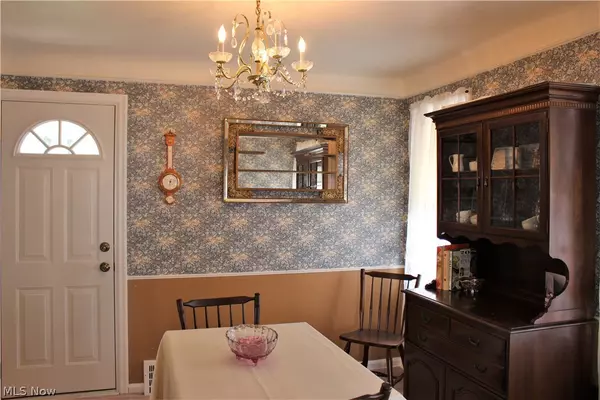 Lyndhurst, OH 44124,5012 Oakland DR