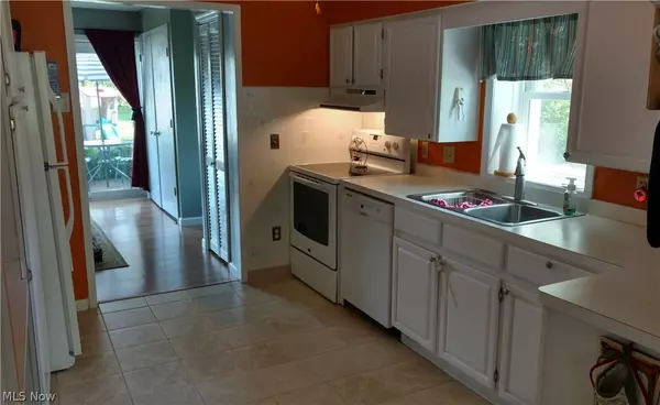 Painesville, OH 44077,24 Grove AVE