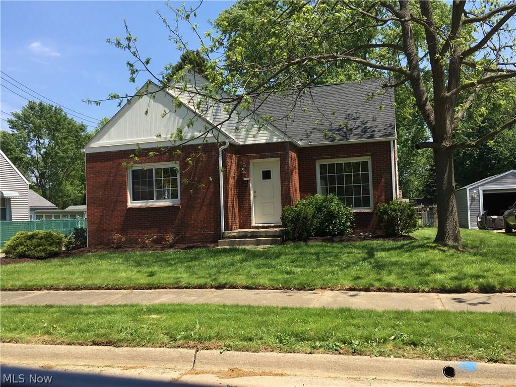 601 Cora AVE, Akron, OH 44312