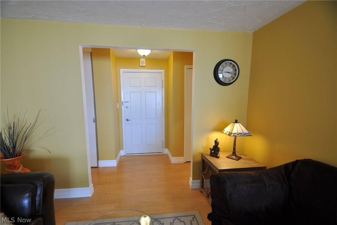 Lakewood, OH 44107,12900 Lake AVE #1905