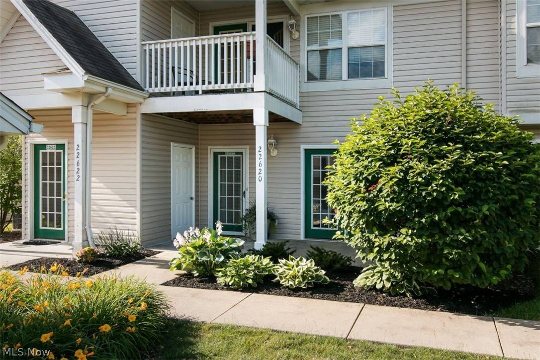 22620 Lenox DR #710, Fairview Park, OH 44126
