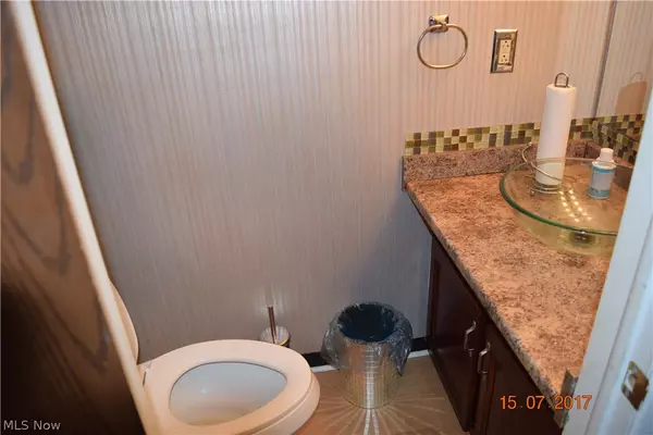 Richmond Heights, OH 44143,4438 Donna DR