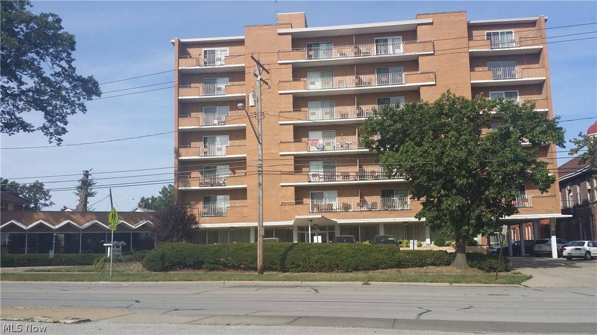 1480 Warren RD #409, Lakewood, OH 44107