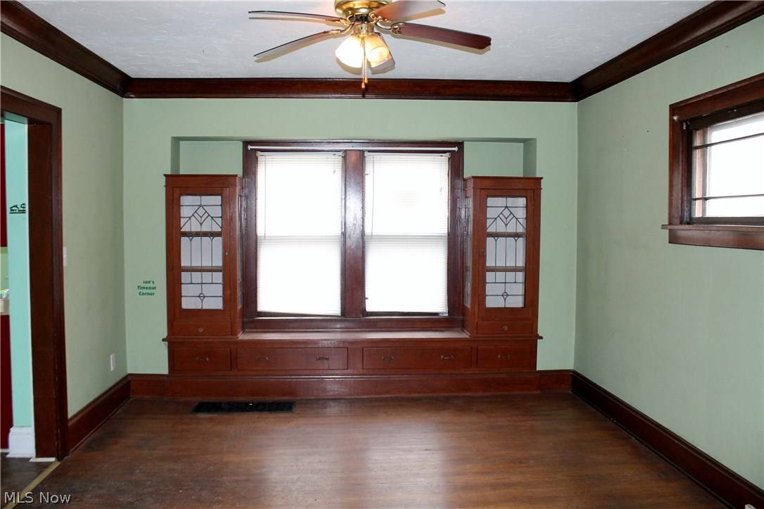 Cleveland, OH 44109,4319 Gifford AVE