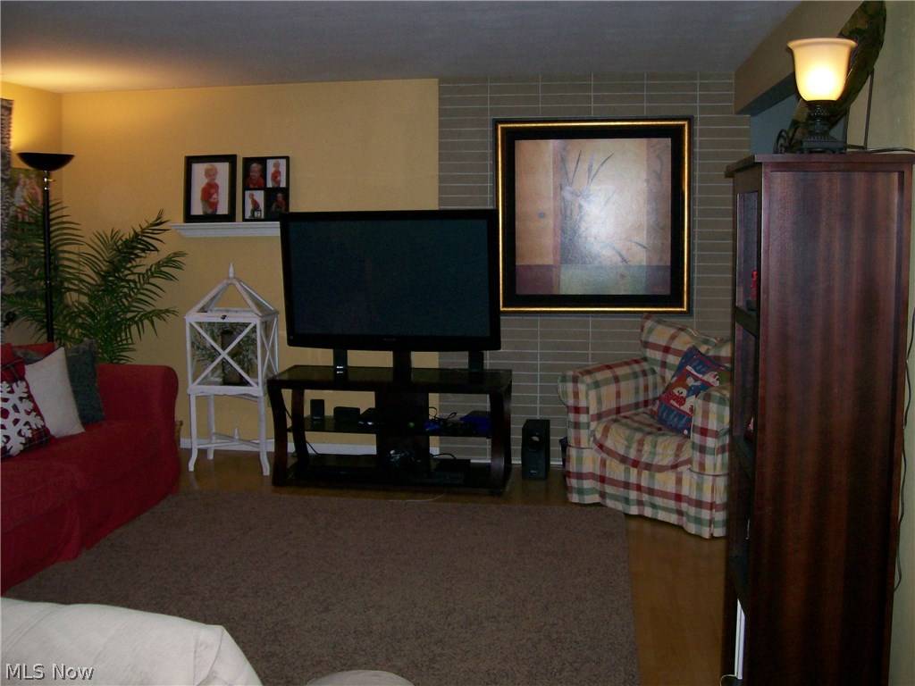 Orrville, OH 44667,1757 Paradise RD
