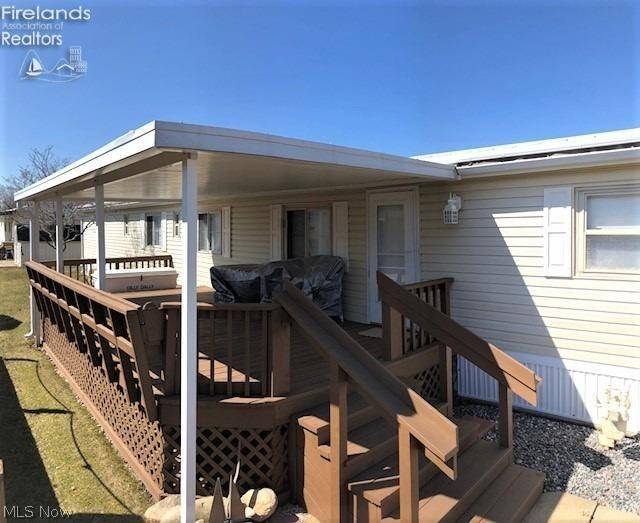 Port Clinton, OH 43452,1763 NE Catawba RD #237