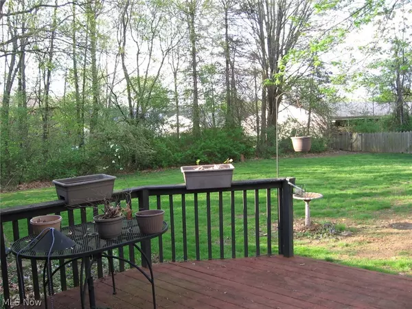 Canton, OH 44718,5481 Maureen DR NW