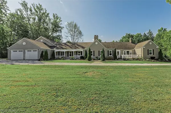 510 Jackson RD, Aurora, OH 44202
