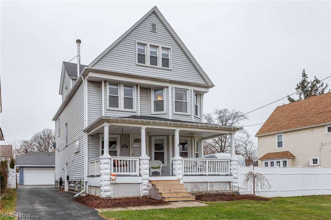 1242 Ethel AVE, Lakewood, OH 44107