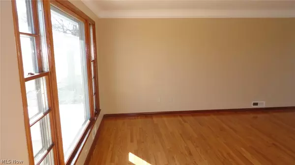 Parma, OH 44134,2800 Jeanne DR