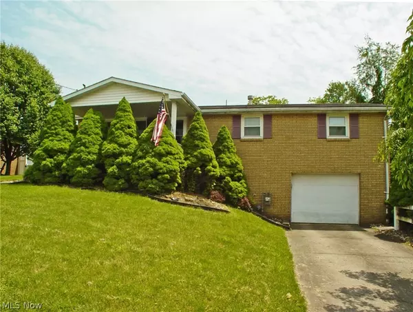 185 Lincoln Place, Follansbee, WV 26037