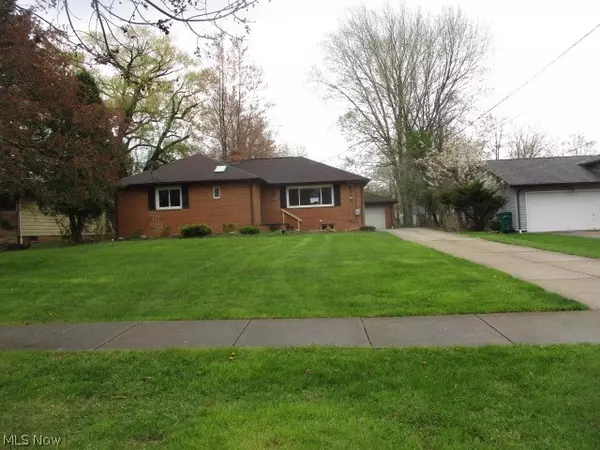 Richmond Heights, OH 44143,4894 Gleeten RD