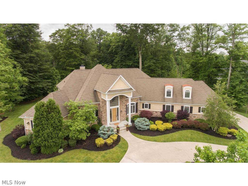 2178 Firestone Trace BLVD, Bath, OH 44333