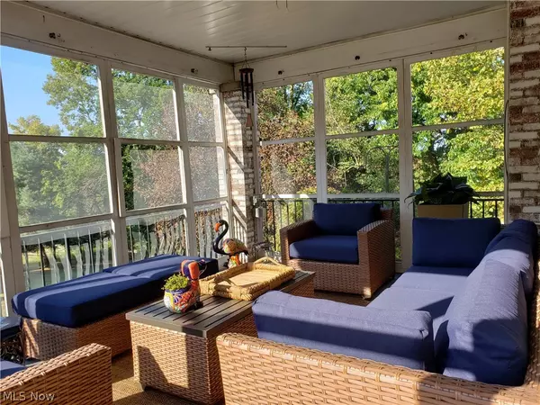 St. Clairsville, OH 43950,68370 Rolling Acres