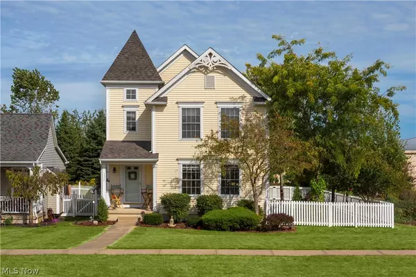 1117 Grove LN, Medina, OH 44256
