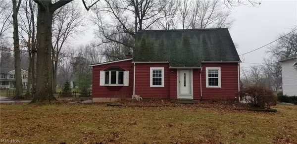 Elyria, OH 44035,1917 Grafton RD