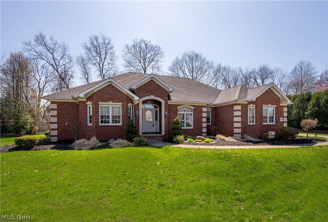 2648 Carrington ST NW, North Canton, OH 44720