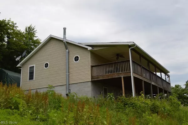 679-A Gates Ridge RD, Rockport, WV 26169