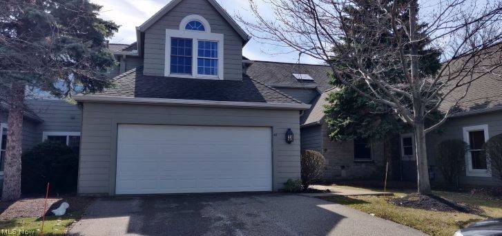 Bratenahl, OH 44108,48 Haskell DR
