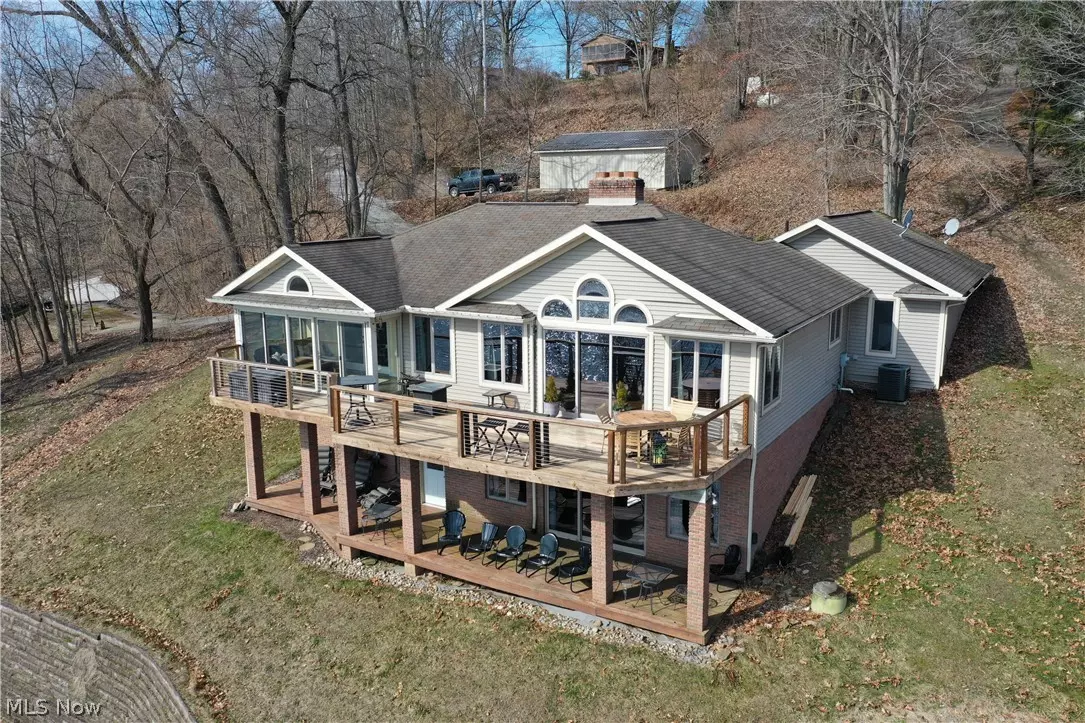 Malvern, OH 44644,136 W Mohawk DR