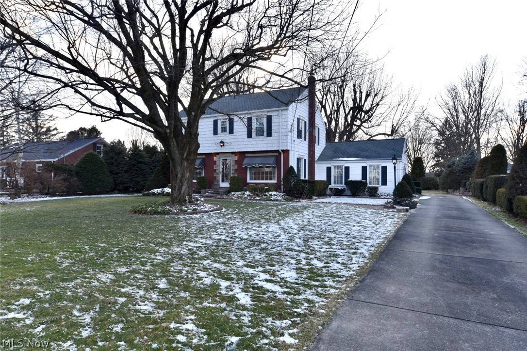 1637 N Lincoln AVE, Salem, OH 44460