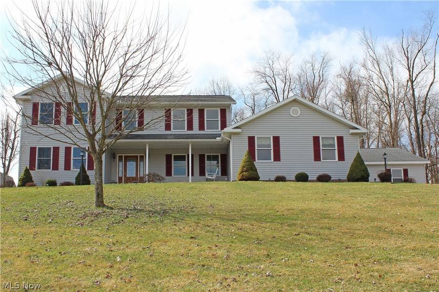 122 Woodland DR, Wellsburg, WV 26070