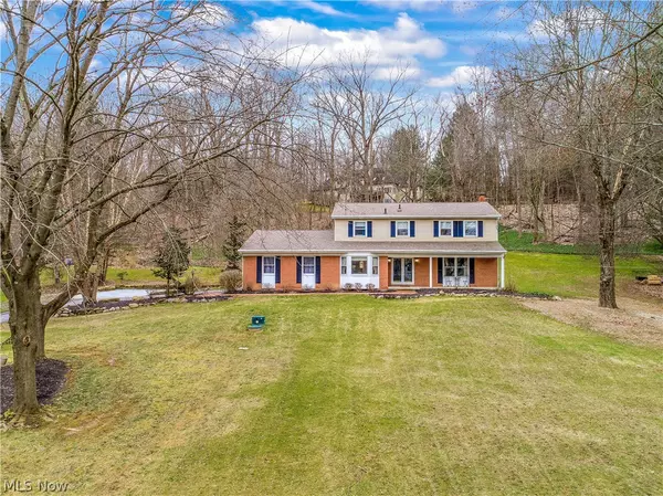 2183 S Short Hills DR S, Akron, OH 44333