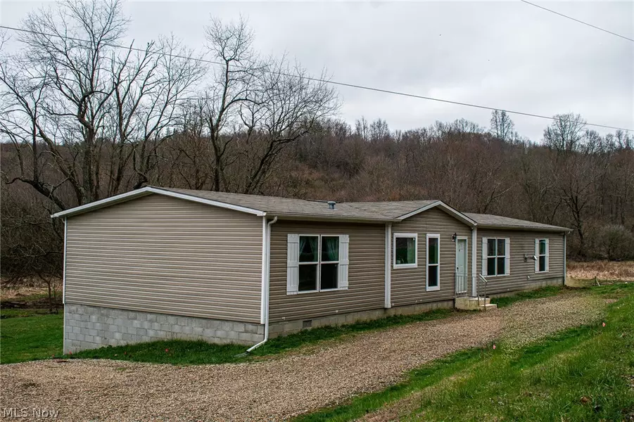 18721 Township Road 386, Warsaw, OH 43844