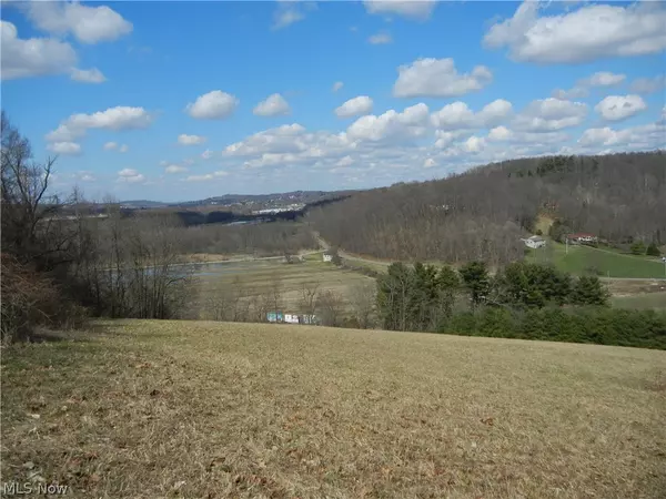 3553 County Road 150, Millersburg, OH 44654