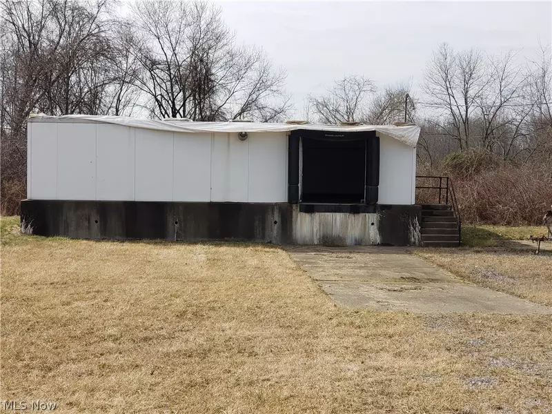 61010 Leyshon DR, Byesville, OH 43723