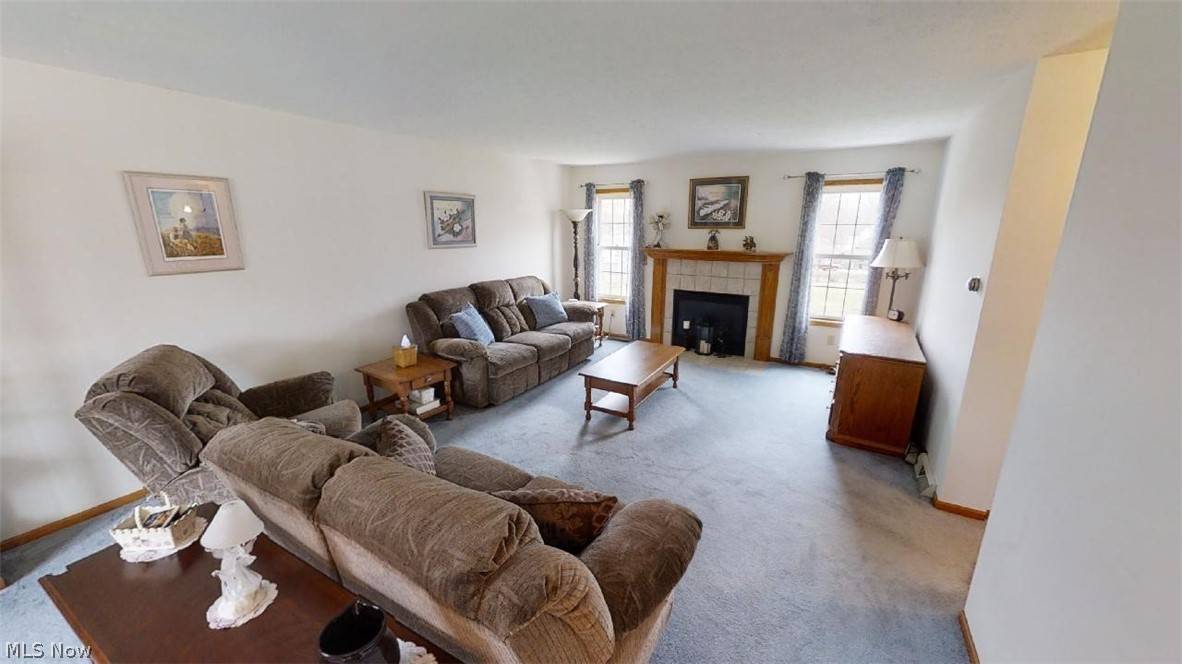Akron, OH 44312,1934 Cherrywood LN