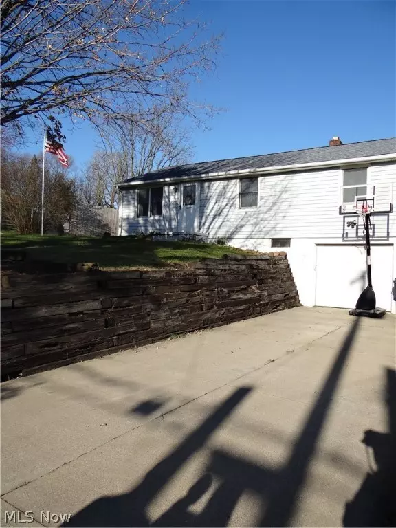 Stow, OH 44224,4023 Wyoga Lake RD