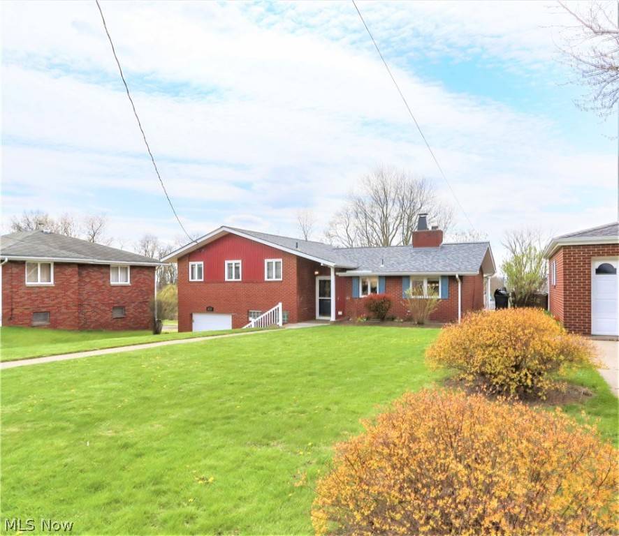 Weirton, WV 26062,1329 Overlook DR