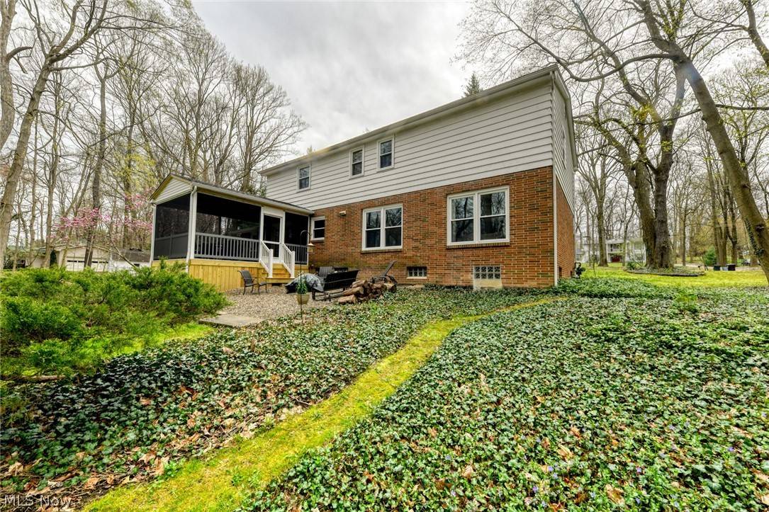 Akron, OH 44321,244 Harmony Hills DR