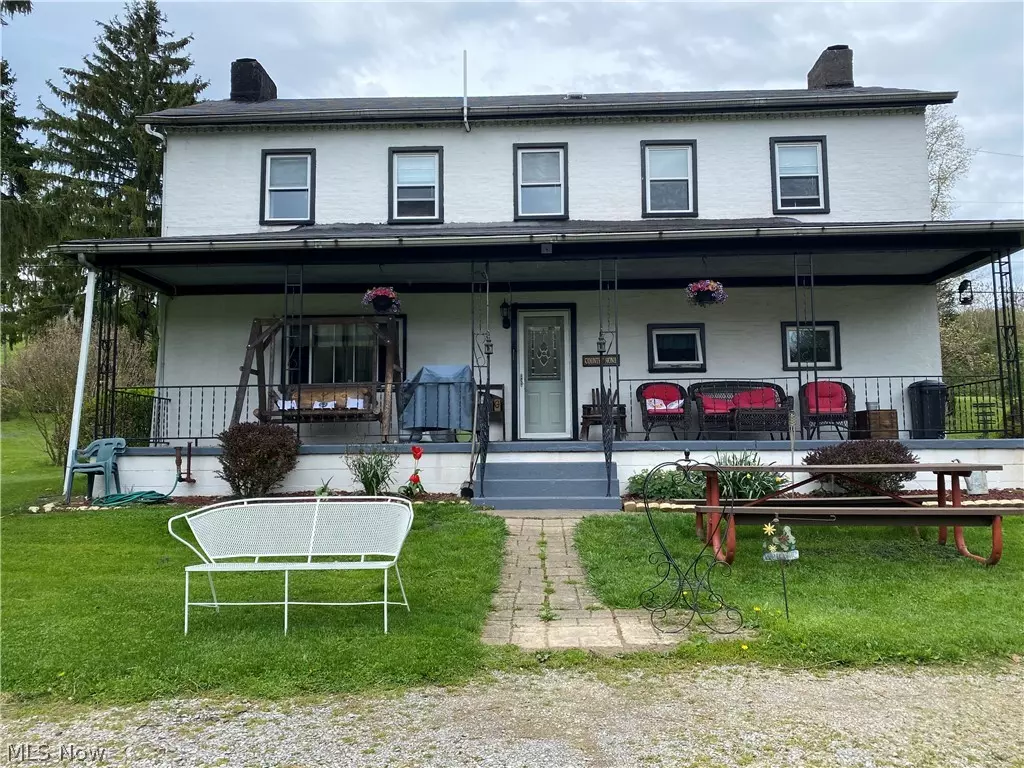 East Liverpool, OH 43920,1902 Annesley RD