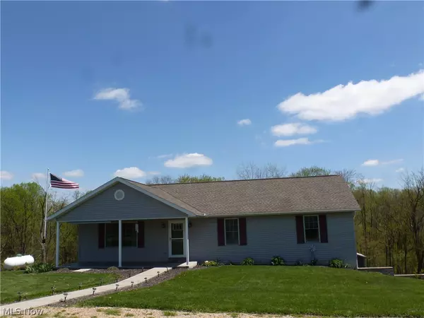 72215 Barylak RD, Flushing, OH 43977