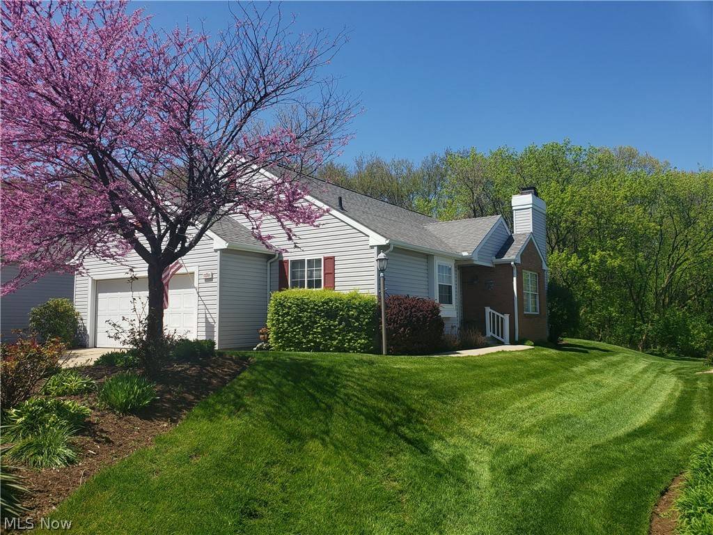 2249 Abbey RD #6, Akron, OH 44312