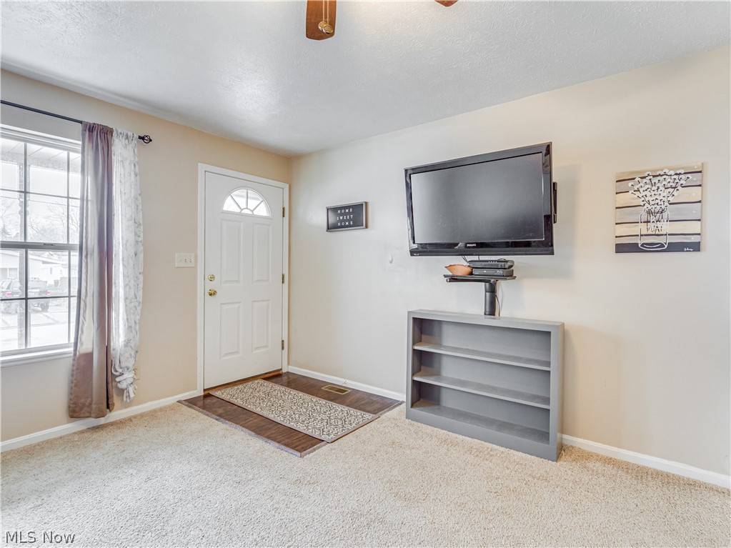 Akron, OH 44312,531 High Grove BLVD