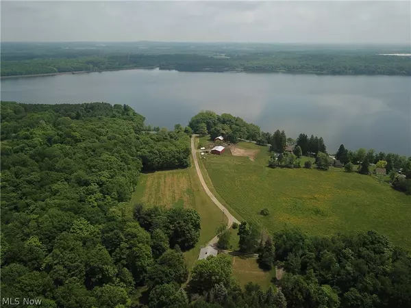 Auburn, OH 44023,17254 Valley RD