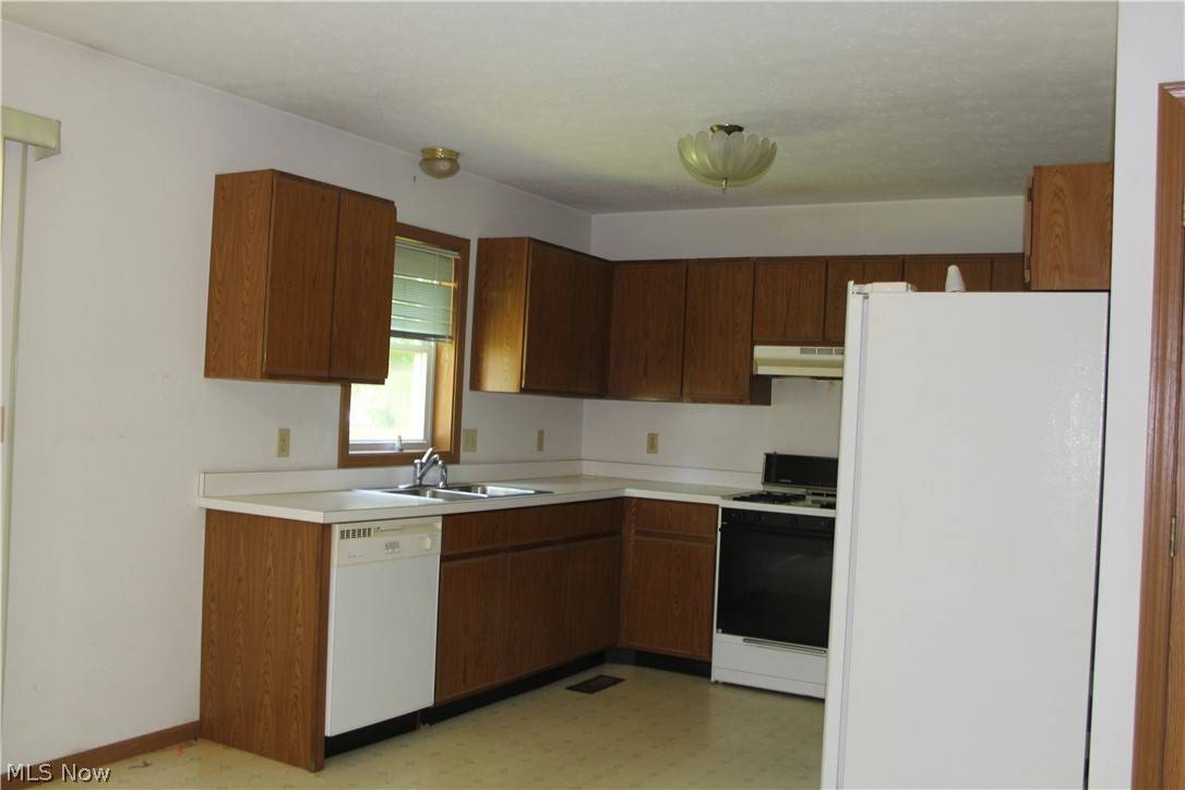 Newton Falls, OH 44444,4412 La France ST