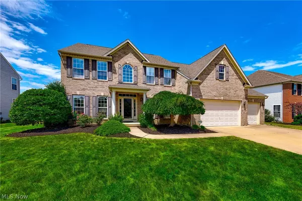 Avon Lake, OH 44012,736 Hunt Club WAY