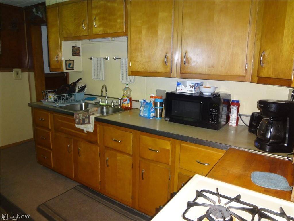 Newton Falls, OH 44444,4381 La France ST
