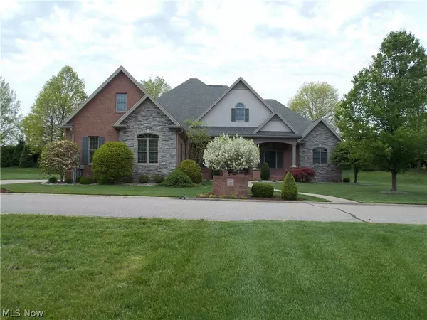 6 Henderson CIR, Williamstown, WV 26187