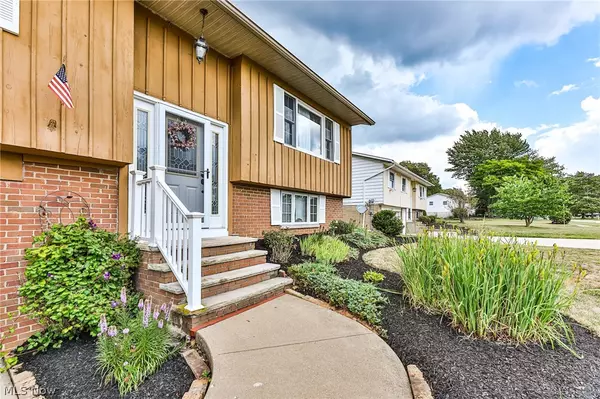 Brunswick, OH 44212,3335 Valley Forge DR