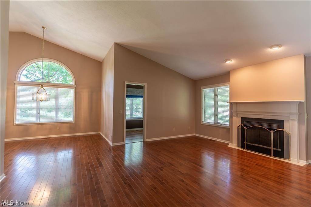 North Canton, OH 44709,100 N Circle DR