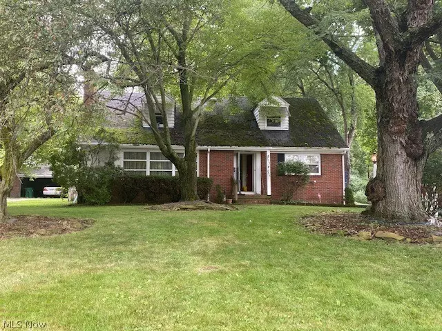 Youngstown, OH 44514,7215-7217 Pennsylvania AVE